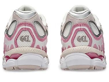 NYC – Pink Retro Running Style