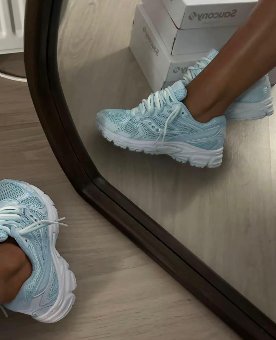 OMNI 9 Custom Sky Blue